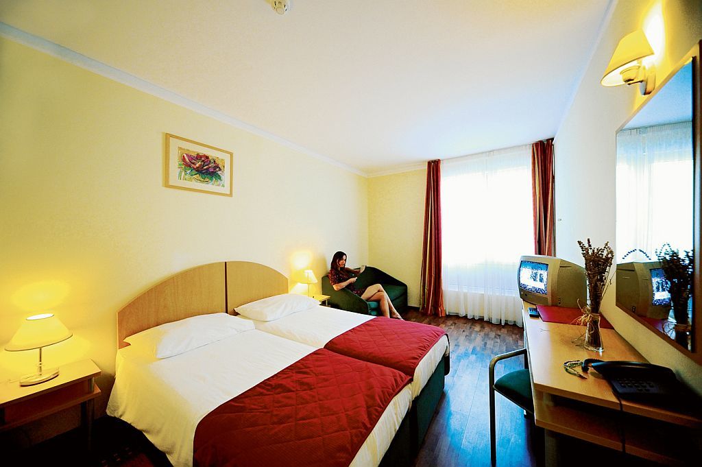 Amadria Park Family Hotel Jakov شيبينيك الغرفة الصورة