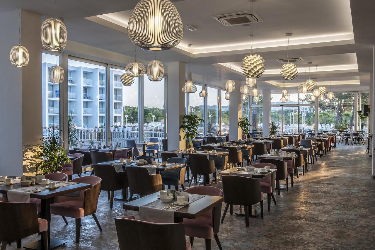 Amadria Park Family Hotel Jakov شيبينيك المظهر الخارجي الصورة